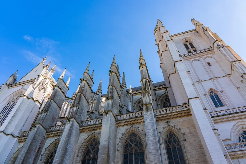 Pourquoi choisir un prestataire proche de Nantes ?