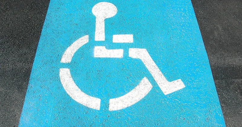 Normes PMR et accessibilité : ce que les fabricants ne vous disent pas